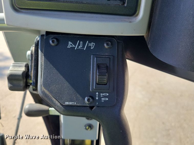 image for item DO3207 2018 Caterpillar  140M3 motor grader