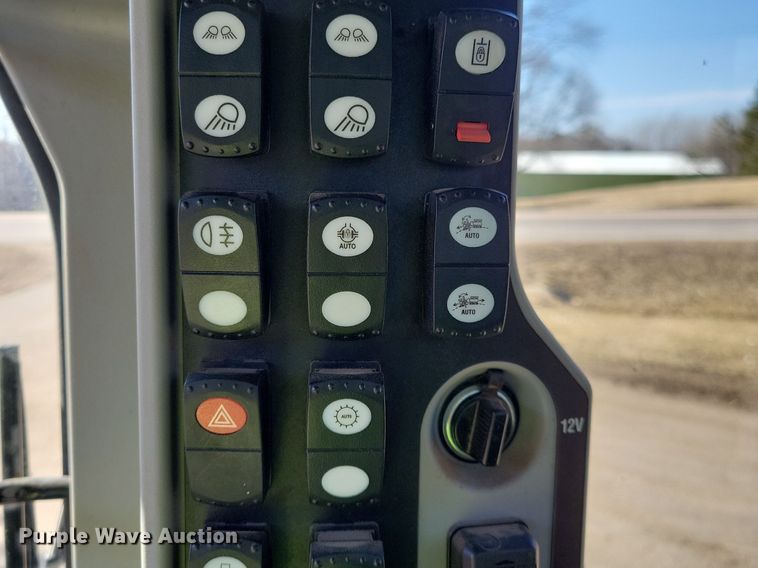 image for item DO3207 2018 Caterpillar  140M3 motor grader