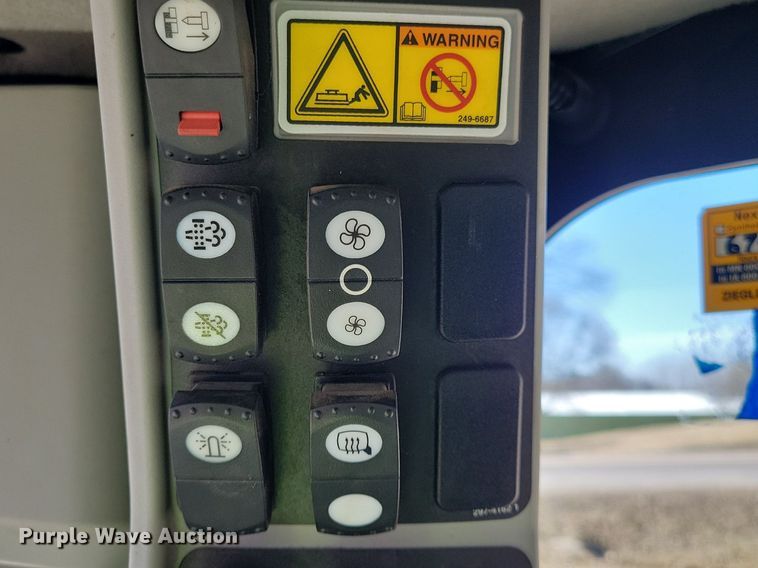 image for item DO3207 2018 Caterpillar  140M3 motor grader