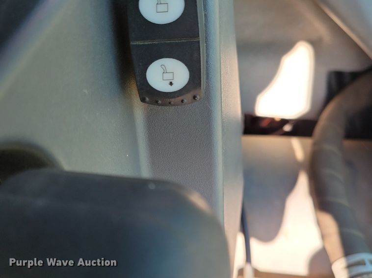 image for item DO3207 2018 Caterpillar  140M3 motor grader