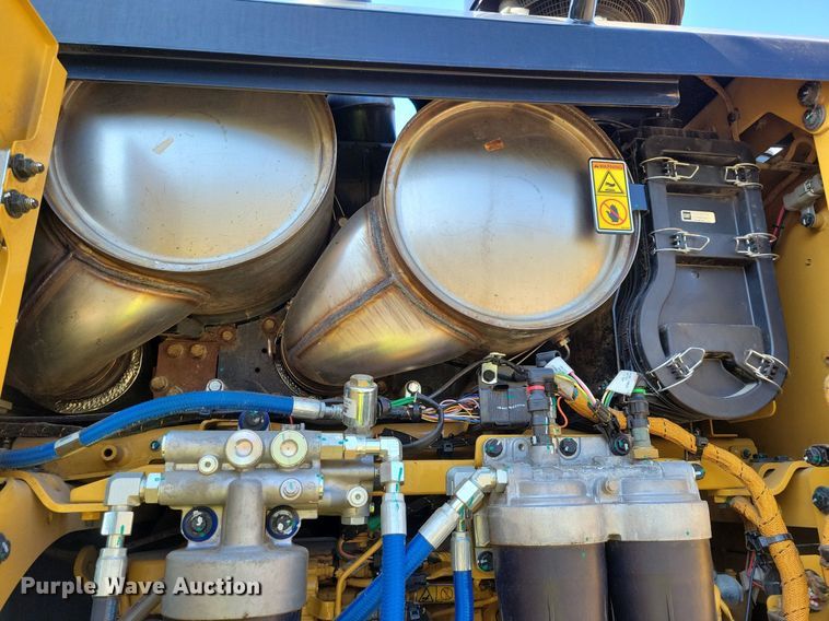 image for item DO3207 2018 Caterpillar  140M3 motor grader