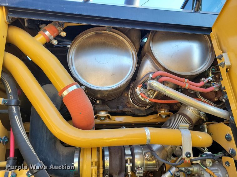 image for item DO3207 2018 Caterpillar  140M3 motor grader