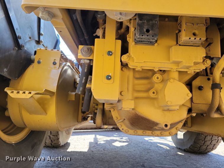 image for item DO3207 2018 Caterpillar  140M3 motor grader