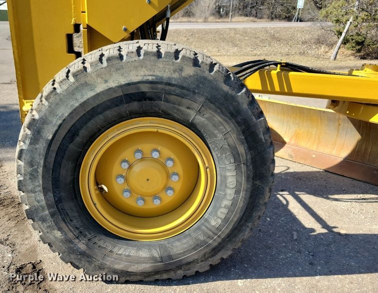 image for item DO3207 2018 Caterpillar  140M3 motor grader