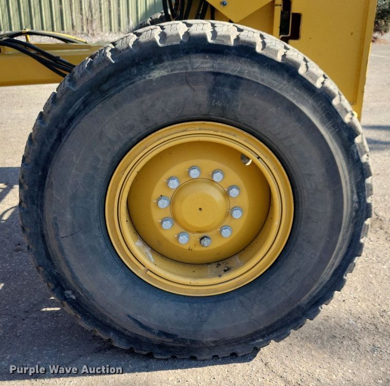 image for item DO3207 2018 Caterpillar  140M3 motor grader