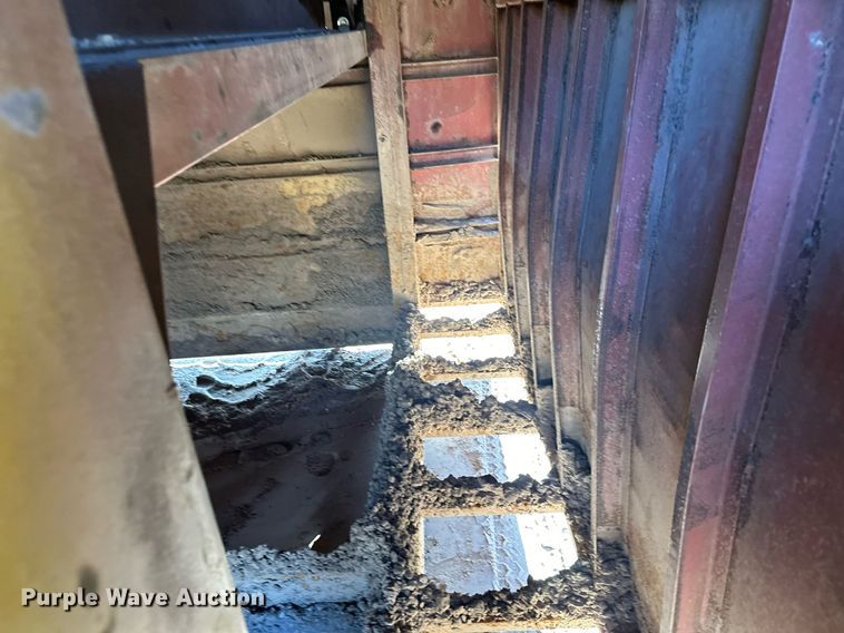 image for item DO3209 Dozer trap conveyor