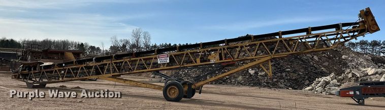 image for item DO3211 1994 Swift  RM3060 radial stacking conveyor