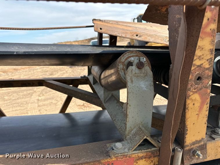 image for item DO3211 1994 Swift  RM3060 radial stacking conveyor