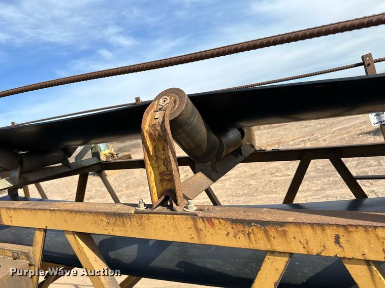 image for item DO3211 1994 Swift  RM3060 radial stacking conveyor