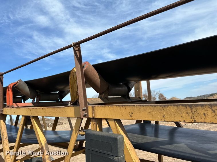 image for item DO3211 1994 Swift  RM3060 radial stacking conveyor