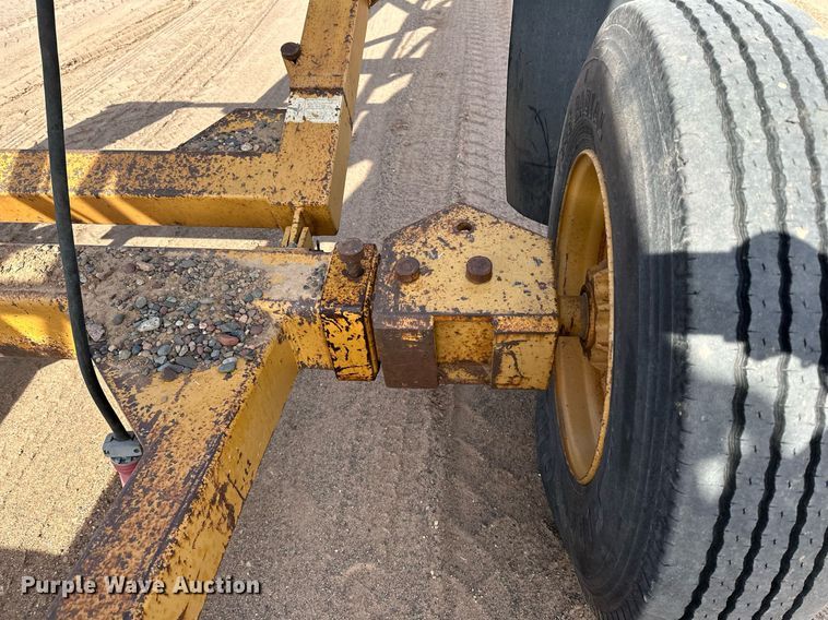 image for item DO3211 1994 Swift  RM3060 radial stacking conveyor