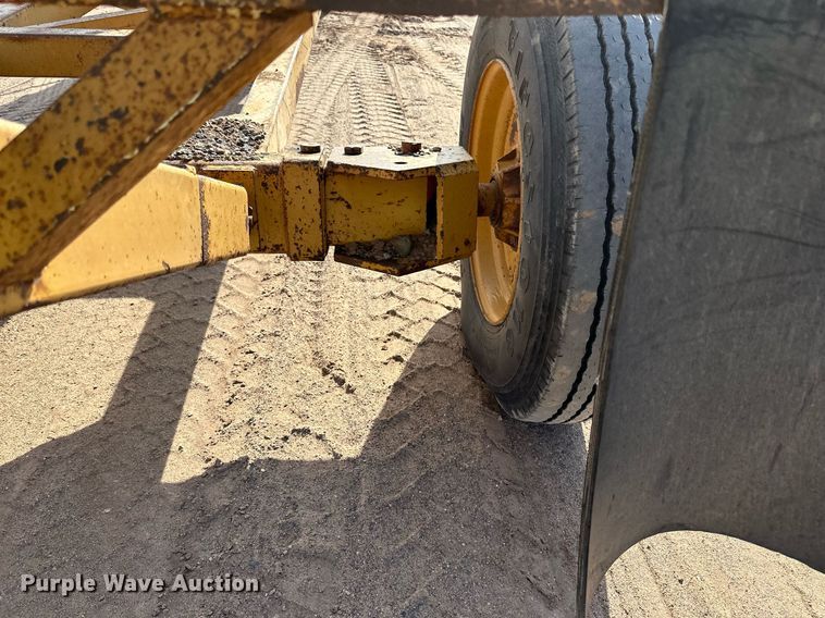 image for item DO3211 1994 Swift  RM3060 radial stacking conveyor