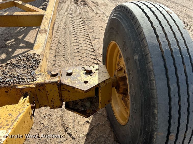 image for item DO3211 1994 Swift  RM3060 radial stacking conveyor