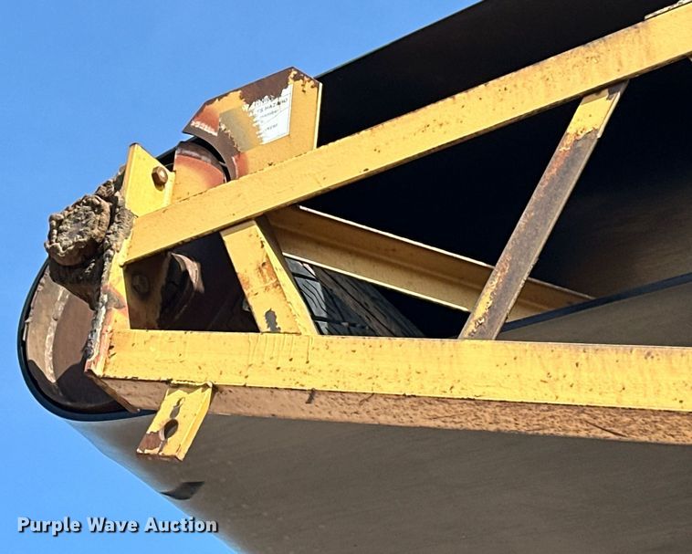 image for item DO3211 1994 Swift  RM3060 radial stacking conveyor