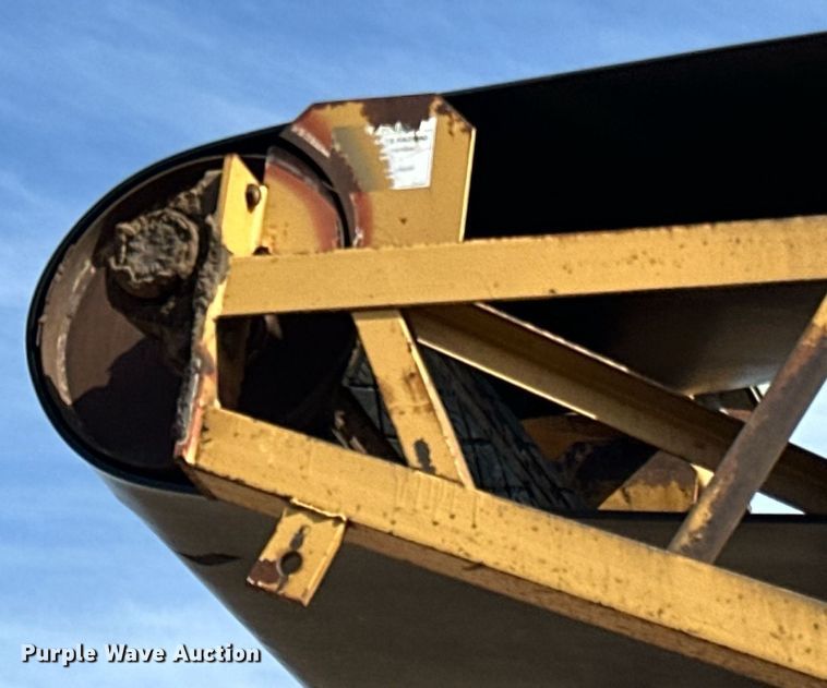 image for item DO3211 1994 Swift  RM3060 radial stacking conveyor