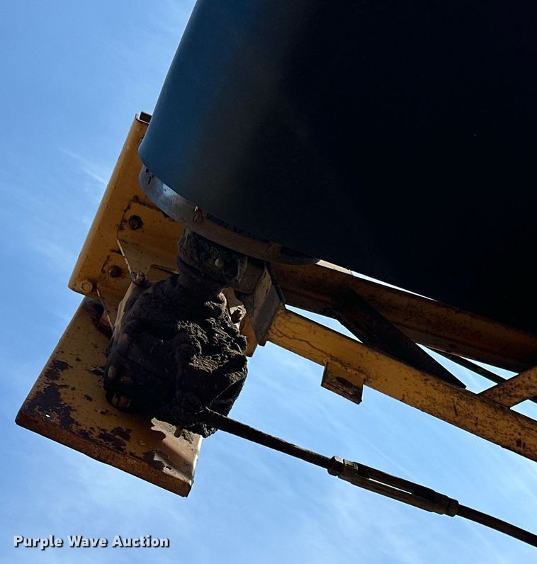 image for item DO3211 1994 Swift  RM3060 radial stacking conveyor