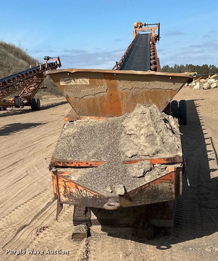 image for item DO3212 Superior  30X95PRSC radial stacking conveyor