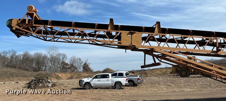 image for item DO3212 Superior  30X95PRSC radial stacking conveyor