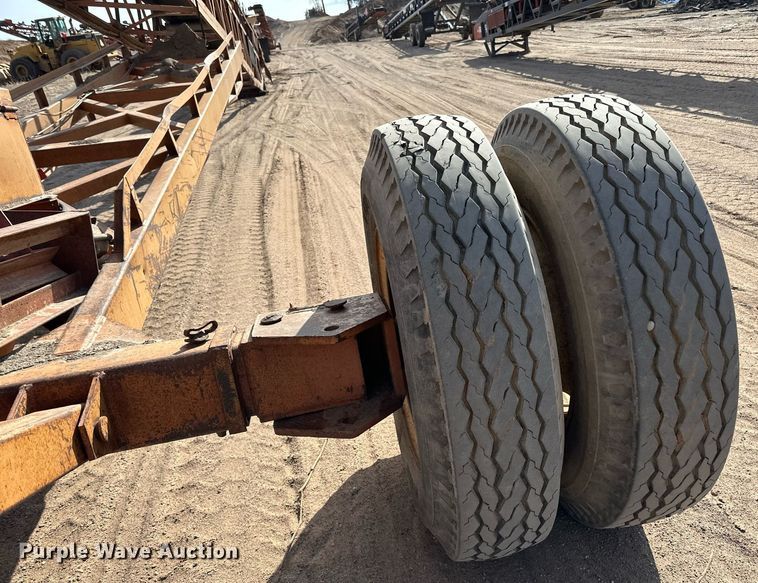 image for item DO3212 Superior  30X95PRSC radial stacking conveyor