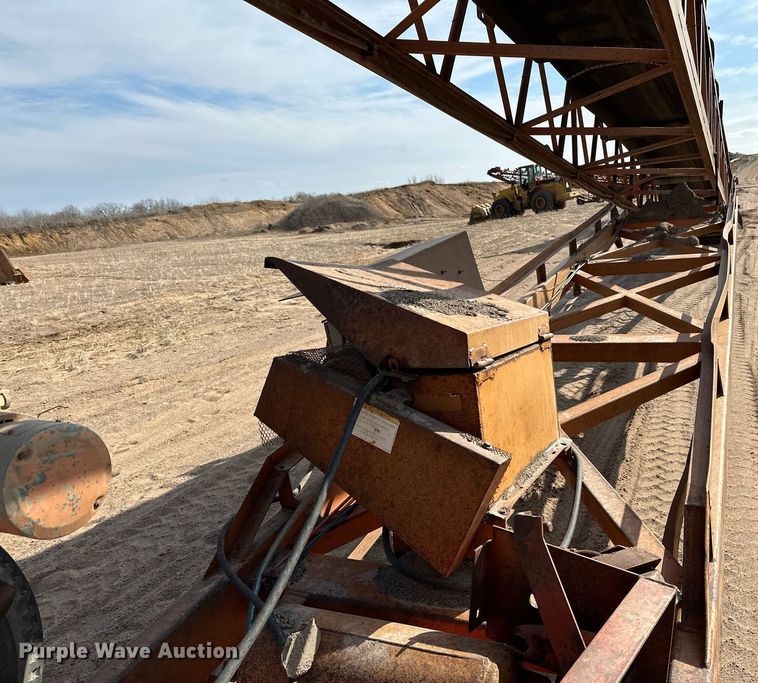 image for item DO3212 Superior  30X95PRSC radial stacking conveyor