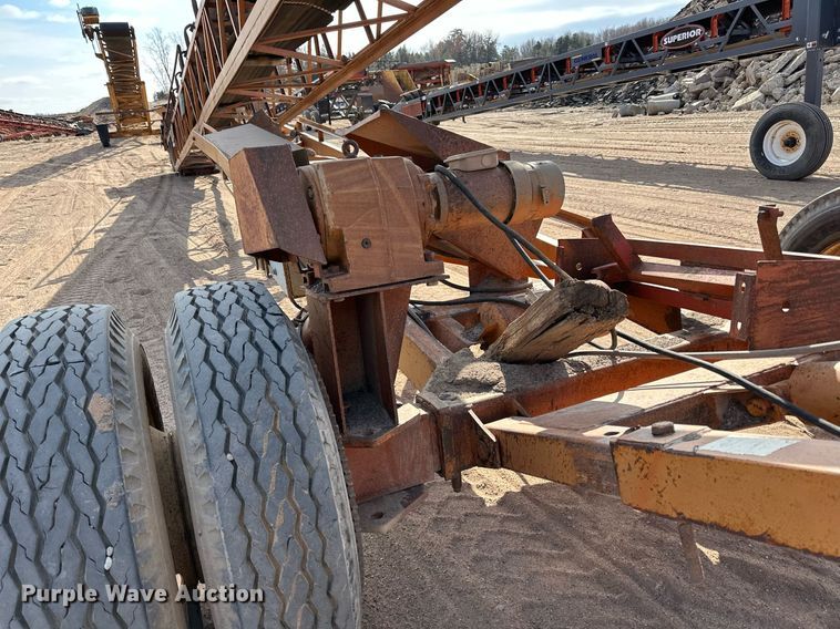 image for item DO3212 Superior  30X95PRSC radial stacking conveyor