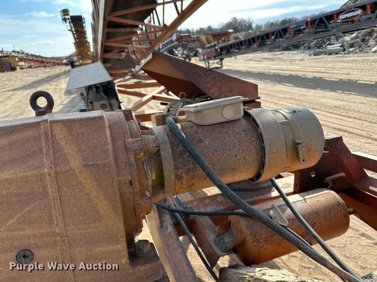 image for item DO3212 Superior  30X95PRSC radial stacking conveyor