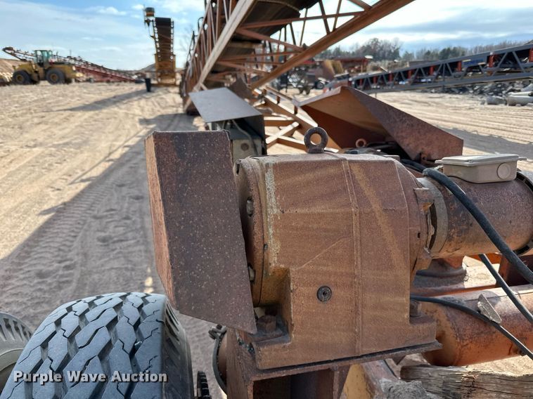 image for item DO3212 Superior  30X95PRSC radial stacking conveyor