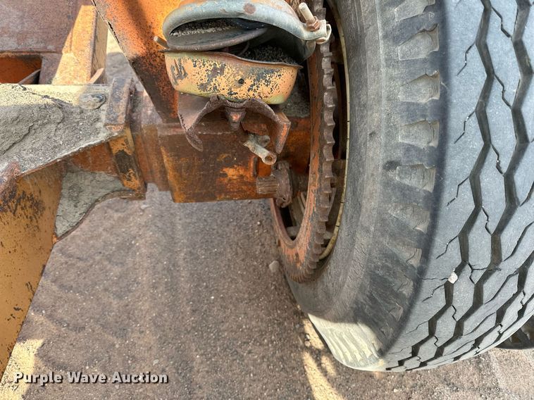 image for item DO3212 Superior  30X95PRSC radial stacking conveyor