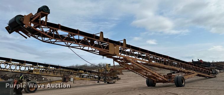 image for item DO3213 1996 Superior  30X95PRSC radial stacking conveyor