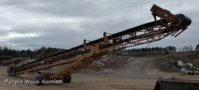 image for item DO3213 1996 Superior  30X95PRSC radial stacking conveyor