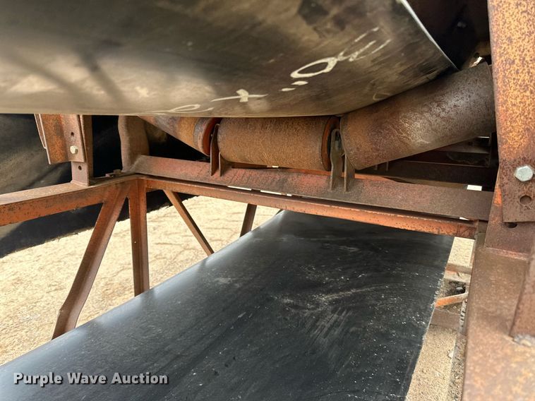 image for item DO3213 1996 Superior  30X95PRSC radial stacking conveyor