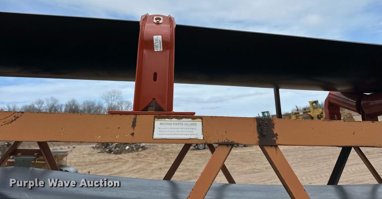 image for item DO3213 1996 Superior  30X95PRSC radial stacking conveyor