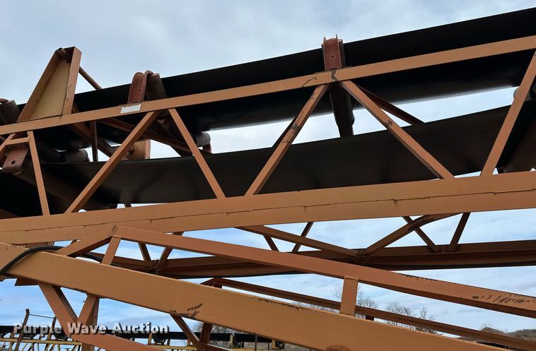 image for item DO3213 1996 Superior  30X95PRSC radial stacking conveyor