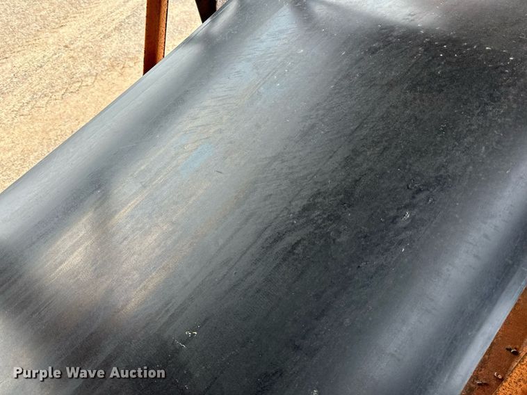 image for item DO3213 1996 Superior  30X95PRSC radial stacking conveyor