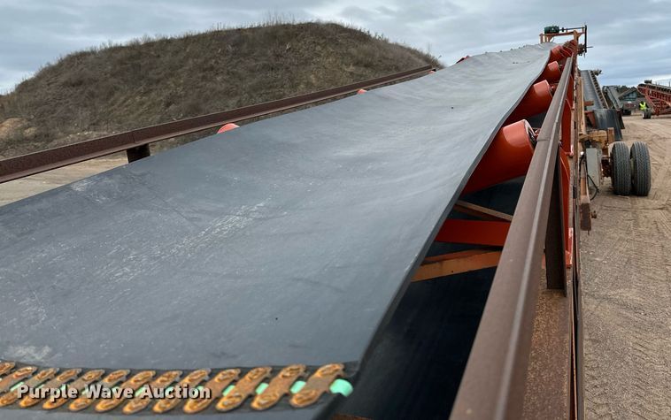 image for item DO3213 1996 Superior  30X95PRSC radial stacking conveyor