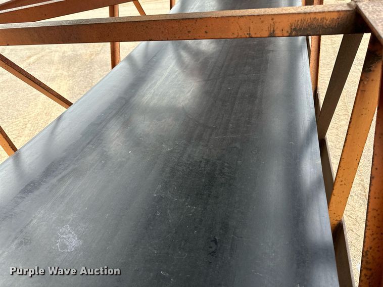 image for item DO3213 1996 Superior  30X95PRSC radial stacking conveyor