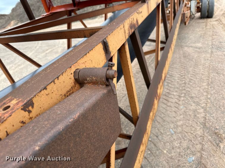 image for item DO3213 1996 Superior  30X95PRSC radial stacking conveyor