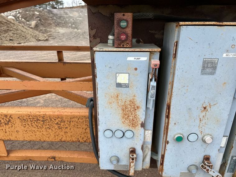 image for item DO3213 1996 Superior  30X95PRSC radial stacking conveyor