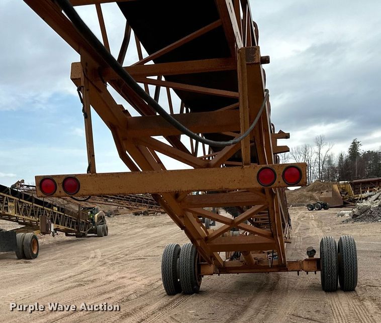 image for item DO3213 1996 Superior  30X95PRSC radial stacking conveyor