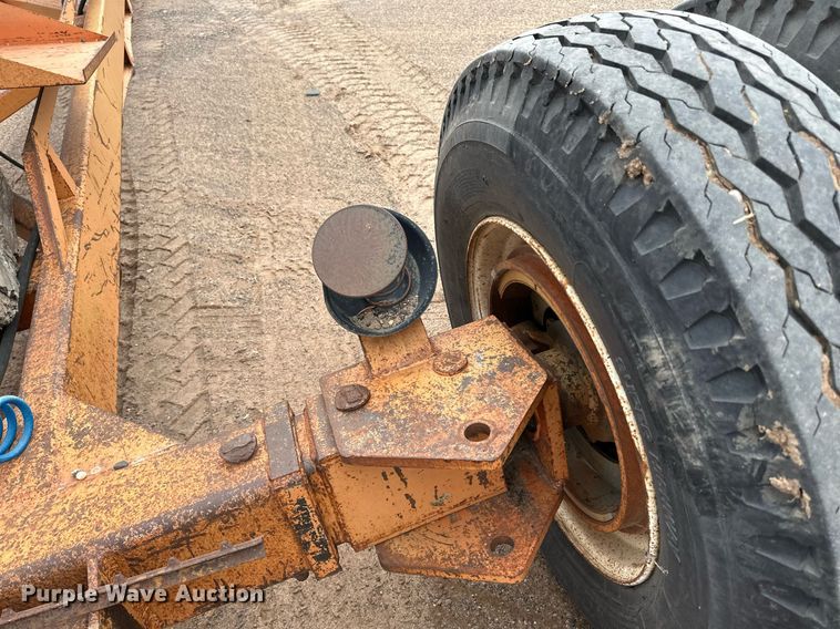 image for item DO3213 1996 Superior  30X95PRSC radial stacking conveyor