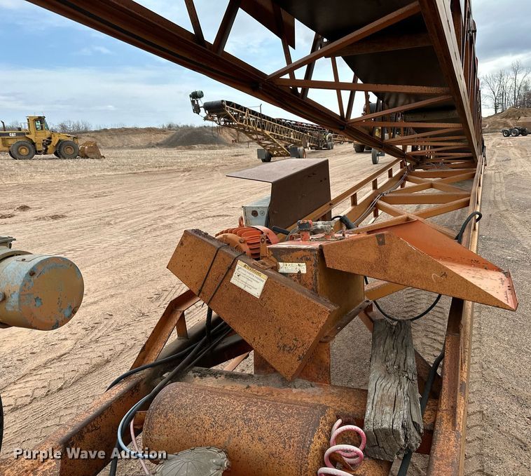 image for item DO3213 1996 Superior  30X95PRSC radial stacking conveyor