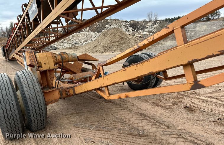 image for item DO3213 1996 Superior  30X95PRSC radial stacking conveyor