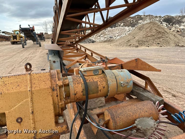 image for item DO3213 1996 Superior  30X95PRSC radial stacking conveyor