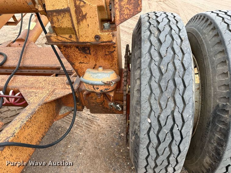 image for item DO3213 1996 Superior  30X95PRSC radial stacking conveyor