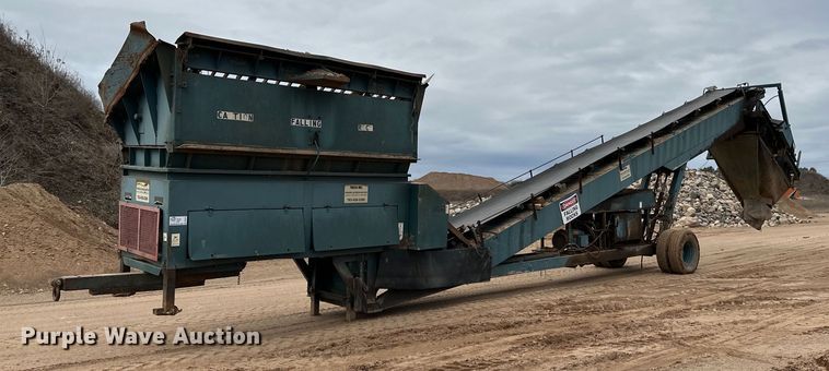 image for item DO3214 2000 Powerscreen Commander 510 screening plant