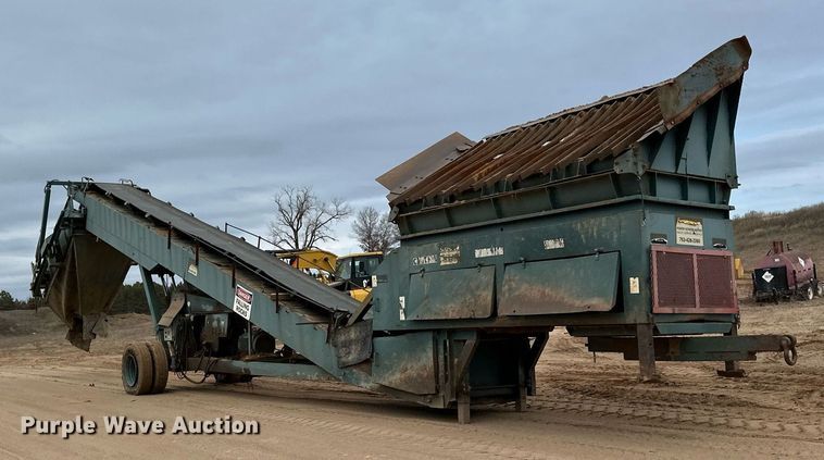 image for item DO3214 2000 Powerscreen Commander 510 screening plant