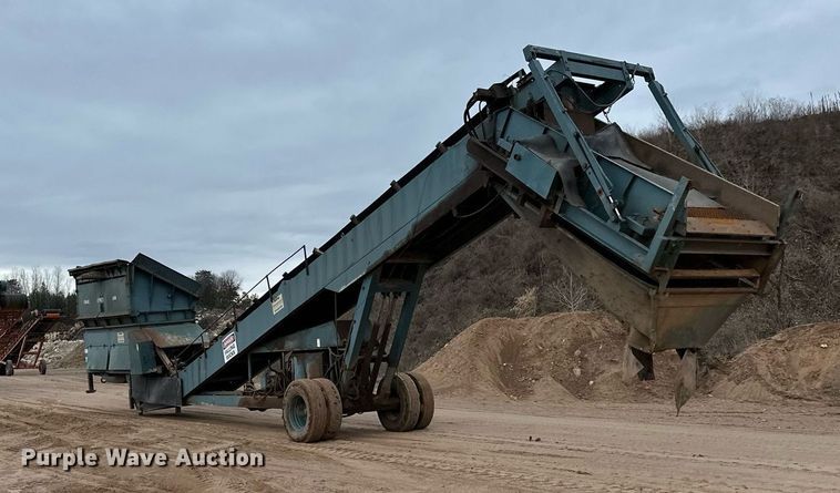 image for item DO3214 2000 Powerscreen Commander 510 screening plant