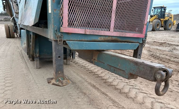 image for item DO3214 2000 Powerscreen Commander 510 screening plant