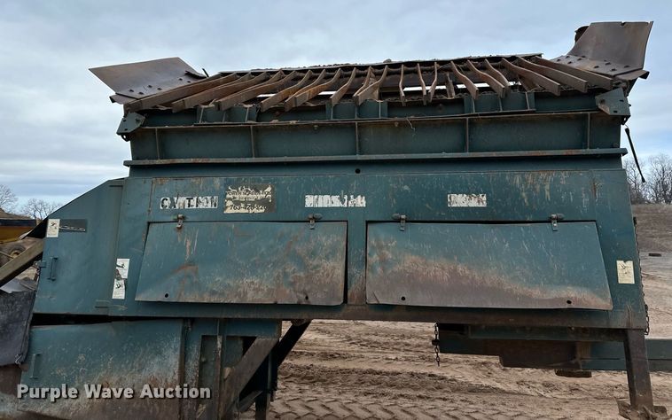 image for item DO3214 2000 Powerscreen Commander 510 screening plant