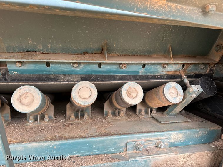 image for item DO3214 2000 Powerscreen Commander 510 screening plant